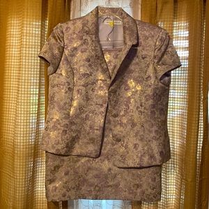 Nipon boutique skirt suit